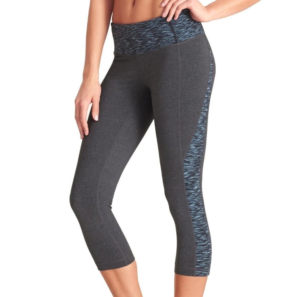 Athleta Revelation Gray & Blue Space Dye Capri